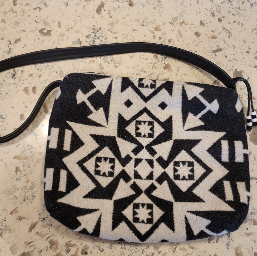 Timberline Ltd. Large Leather Crossbody Bag Genuine Pendleton Wool - Picture 11 of 12